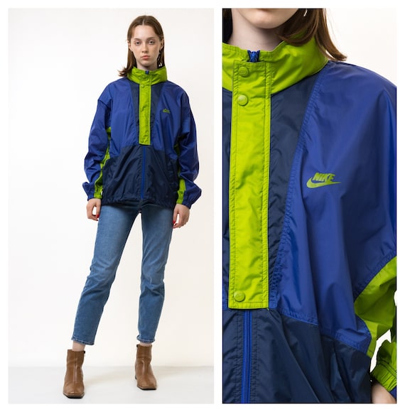 Nike rainproof jacket best sale