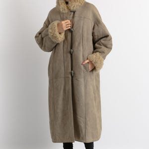 Women Suede Sheepskin Jacket Gray Vintage 80s Retro Winter Outerwear Sheepskin Western Suede Coat Women Vintage Clothing size M image 2