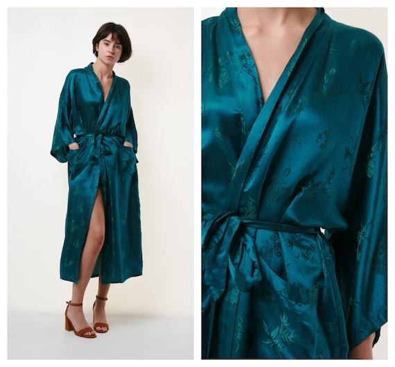 100% PURE SILK Vintage Chinese Traditional Dressin