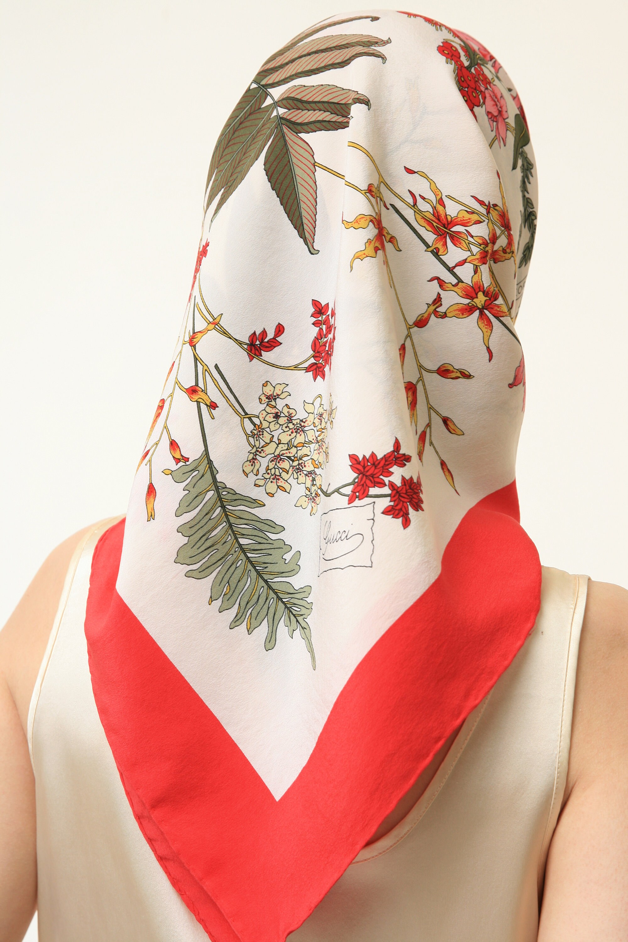 80s Vintage Vtg Rare GUCCI Red Pure Silk Seta Seide Floral Pattern
