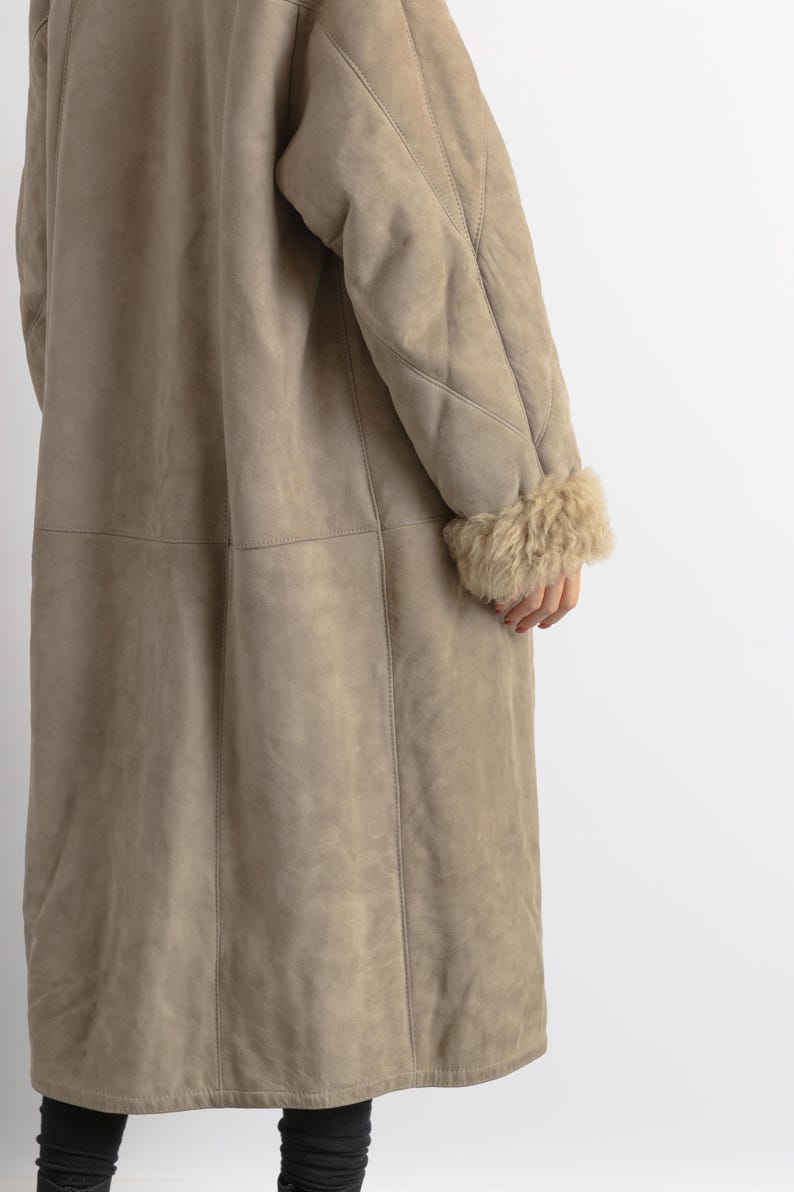 Women Suede Sheepskin Jacket Gray Vintage 80s Retro Winter Outerwear Sheepskin Western Suede Coat Women Vintage Clothing size M image 5