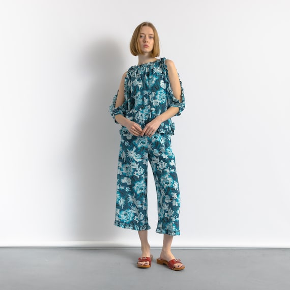 Weekend Max Mara, 00s Woman Vintage Preowned Weekend Max Mara All Silk Top and Pants Suit size 32 Xsmall