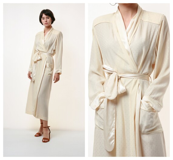 100% SILK Vintage Chinese Traditional Dressing Gow