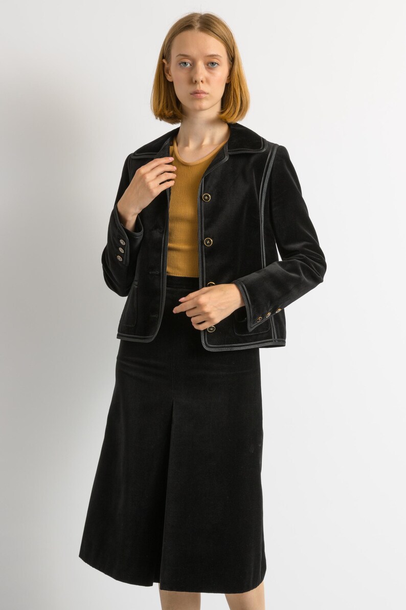 LOUIS FERAUD vintage skirt suit, vintage 1970s cotton Louis Feraud velour skirt suit, elegant black woman velour blazer suit image 17