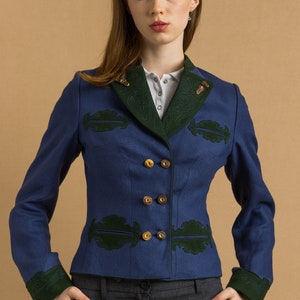 Women's structured jacket collar and 2 flap pockets / deer horn buttons / traditional jacket popular in Bavaria, Tyrol, Austria and Germany image 4