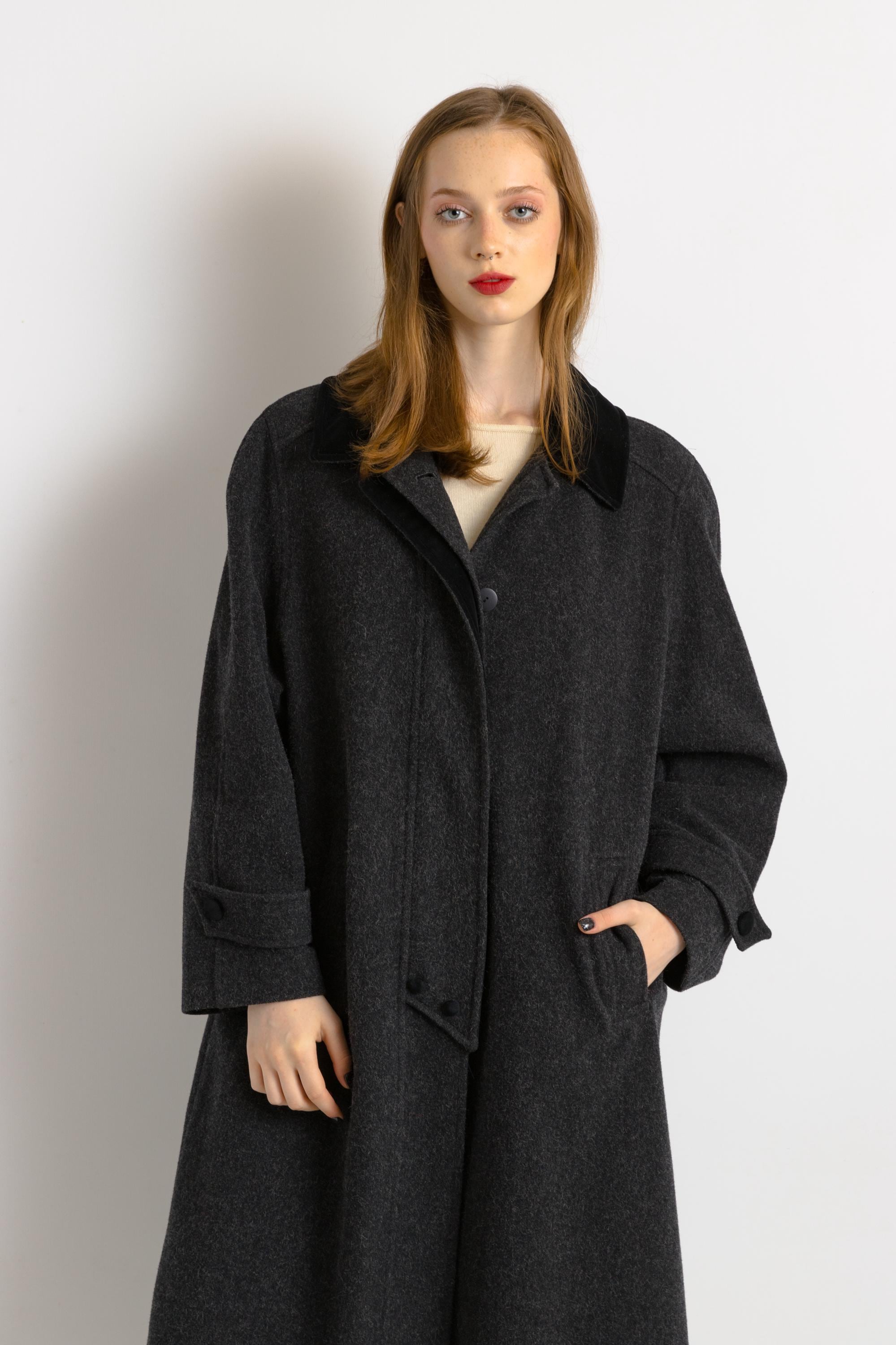 80s Woman Gray Lambswool Coat Women Vintage 80s Winter Coat 80s Woman Gray Lambswool Coat Women Vintage 80s Winter Coat