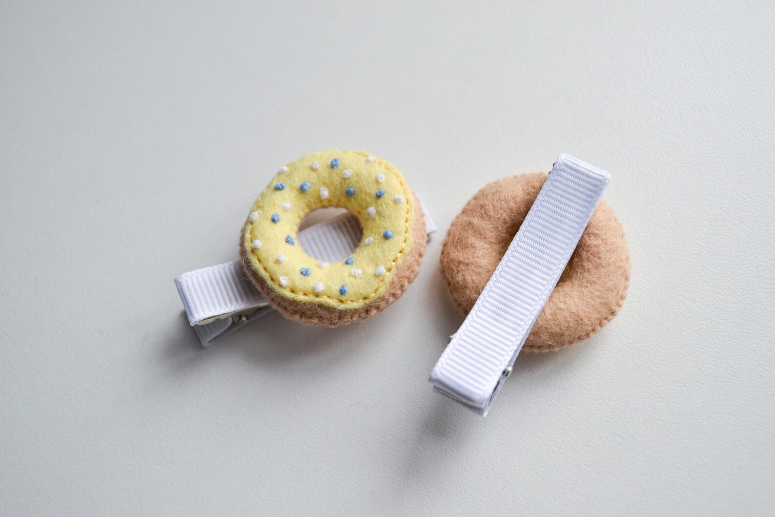 Felt donut hair clip Donut hair clips Pink donut hair clip Etsy