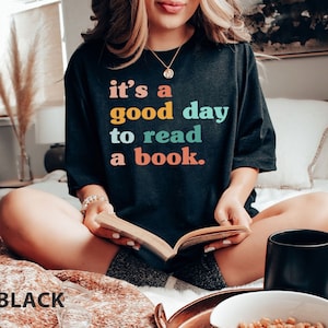 Comfort Colors® Its A Good Day To Read Shirt,retro Bookish Shirt, retro reading T-Shirt, Librarian Shirt Retro, Retro Aesthetic Clothes