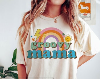 Comfort Colors® Groovy Retro Mama t-shirt, Retro mama Groovy Shirt, Mama Floral Tee, New Mom t-Shirt, Gift for Her, retro Mama t-shirt