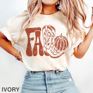 Western Fall Shirt, Western Halloween, Howdy Pumpkin Shirt, Thanksgiving Gift, Fall shirt, Thanksgiving Shirt, Pumpkin Fall Shirt
