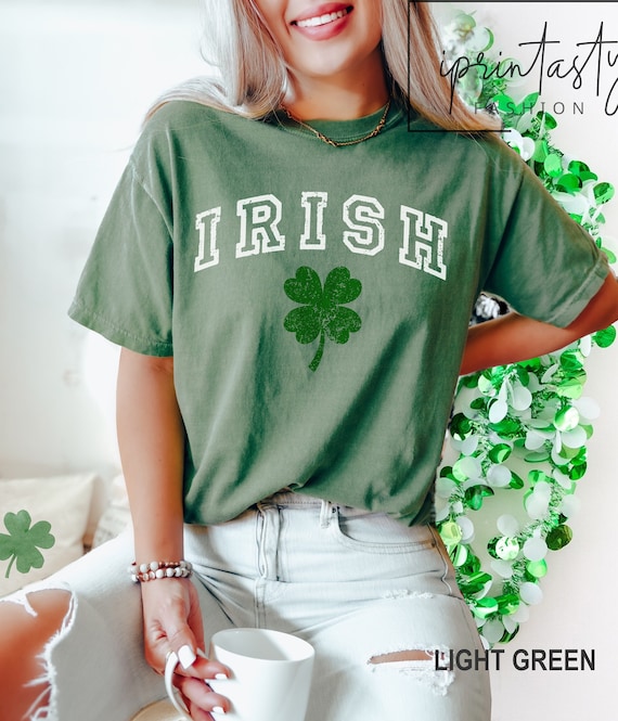 Irish Shamrock - St Patricks Day - Vintage Irish T Shirt Irish Shamrock - St Patricks Day - Vintage Irish T Shirt