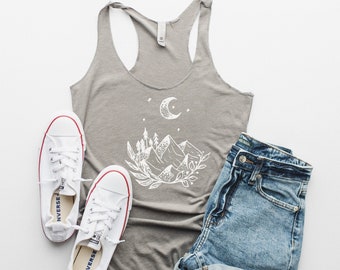 Moon and Stars Mountain Tank Top, Camping Racerback Tank, Nature Graphic Tank Top, Mountain Shirt, Wanderlust, Wandelen, Natuurliefhebber cadeau