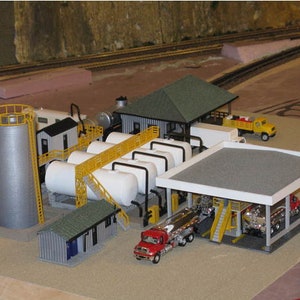 3D Printed Fuel Distribution Facility. HO Scale.
