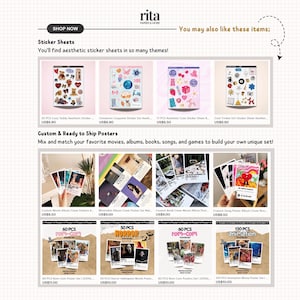 K&ouml;nnte beinhalten: Eine Etsy-Shop-Anzeige mit Stickerb&ouml;gen und individuellen Postern. Die Stickerb&ouml;gen zeigen verschiedene Themen, w&auml;hrend die Poster f&uuml;r Filme, Alben und B&uuml;cher entworfen wurden. Das Logo des Shops, "rita PAPERS & MORE", ist oben sichtbar.