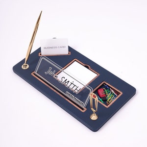 Personalisierte Schreibtisch Namensschild Marine blau Leder Organizer Visitenkarte, Hinweis und Stift Halter Schreibtisch Zubehör Plaque custom Namensschilder