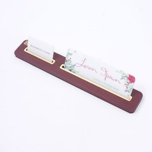 Placa de couro para nome de mesa e porta-cartões de visita marrom/presente de escritório/placa de nome personalizável para secretária/design minimalista