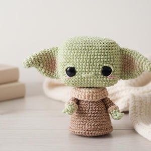 Crochet Baby Alien Amigurumi Pattern, Step-by-Step PDF Tutorial, DIY Plush Toy, Handmade Sci-Fi Gift, Instant Download for Beginners