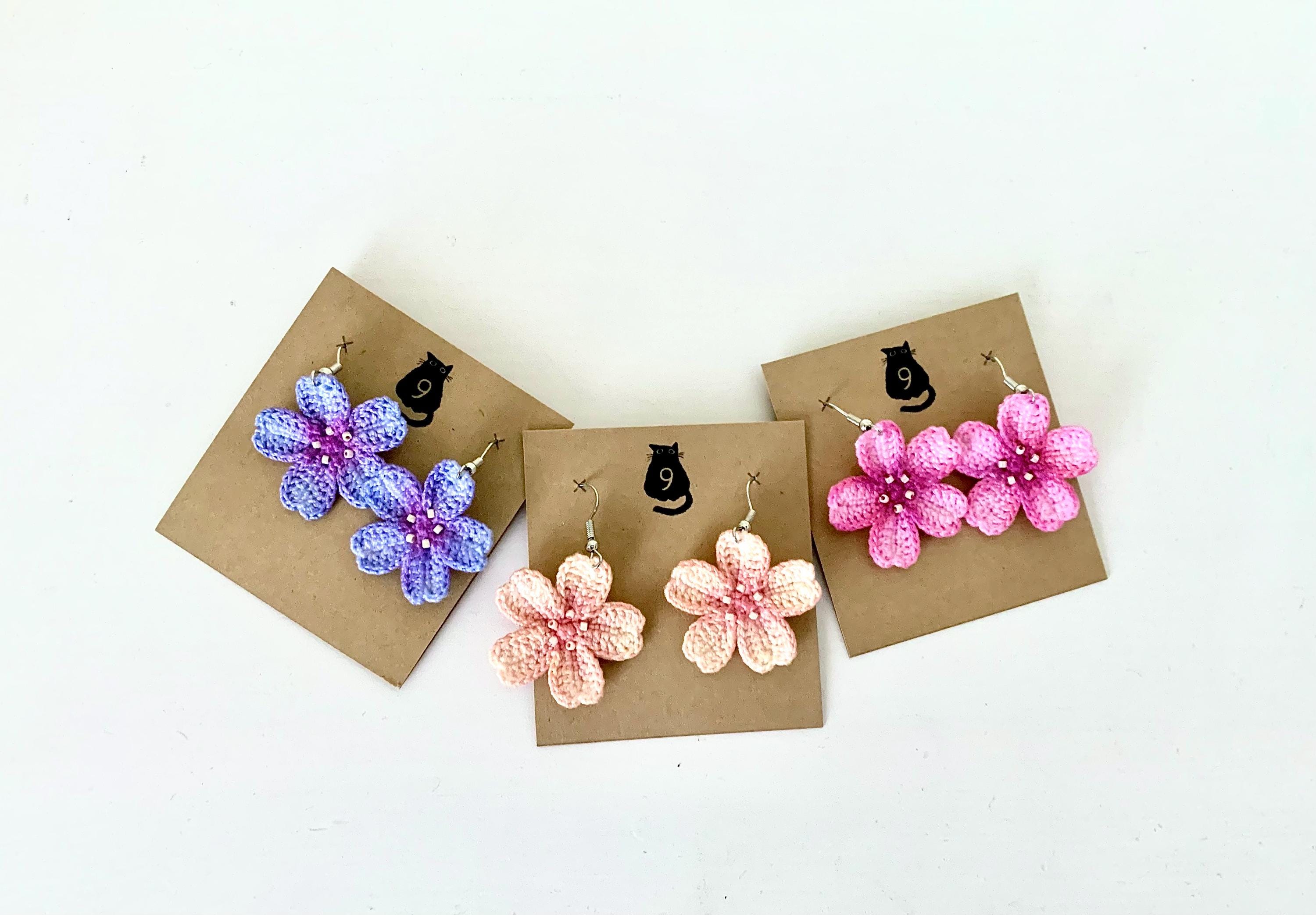 かぎ針編みのイヤリング 花柄 手描き - Etsy 日本