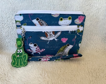 Frog Zipper Pouch/Make-Up Bag/Frog Purse Organizer/Toad Zipper pouch/Frog Travel Bag/Frog Cosmetic Bag/Frog Wristlet