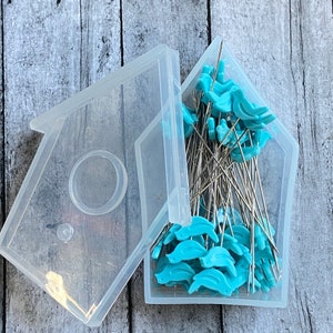 Riley Blake Blue Bird Pins, Cute Bird House Box contains 60- 1 3/4” pins, for your favorite pincushion, pin stacks of blocks, We ship fast