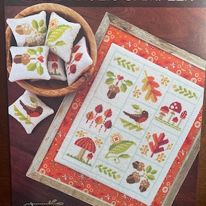 Robin Pickens Cross Stitch, FALL FROLIC Sampler, Confident Beginner, Fall Leaves Acorns, Fall cross stitching project, FaSt ship