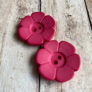 DILL PINK 28mm FLOWER Button, 1.125 Inch Polyamide Button, Sweet Concave Daisy Floral Buttons, stocking multiple colors, fast ship