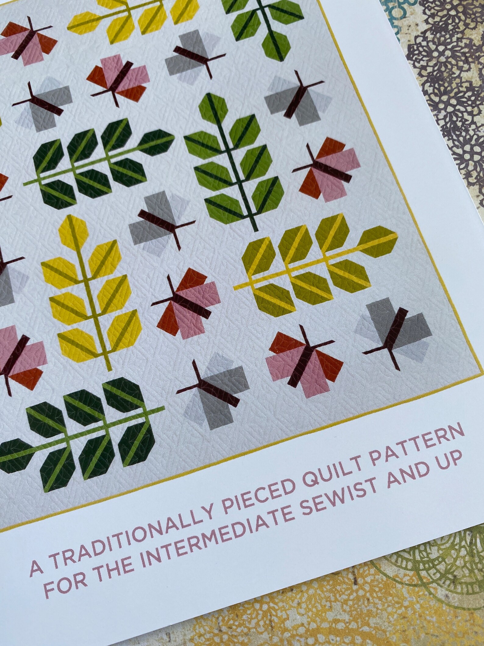 FIREFLY & BEE Quilt Pattern, Pen and Paper Patterns, Well Written Quilt ...