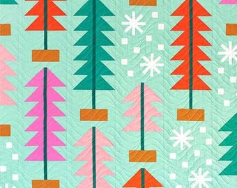 ALL SPRUCED UP Quilt Pattern, Pen & Paper Bottle Brush Tree Holiday Christmas Quilt Pattern, Well written illustrated booklet, fast ship