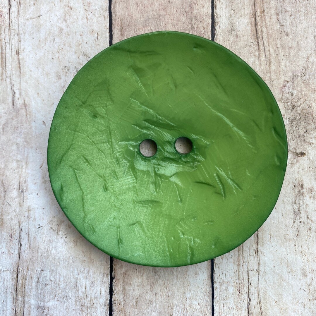 Round BRIGHT GREEN 60mm Dill Button, Extra Large 2.4 Inch Polyamide