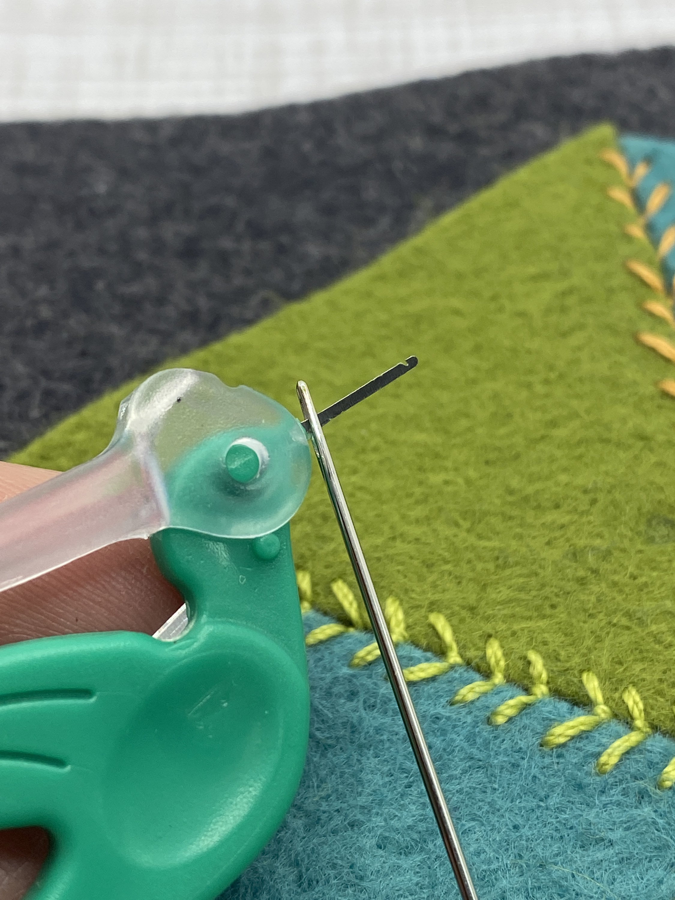 Hummingbird Needle Threader Dritz Hummingbird Threader Cutter Etsy