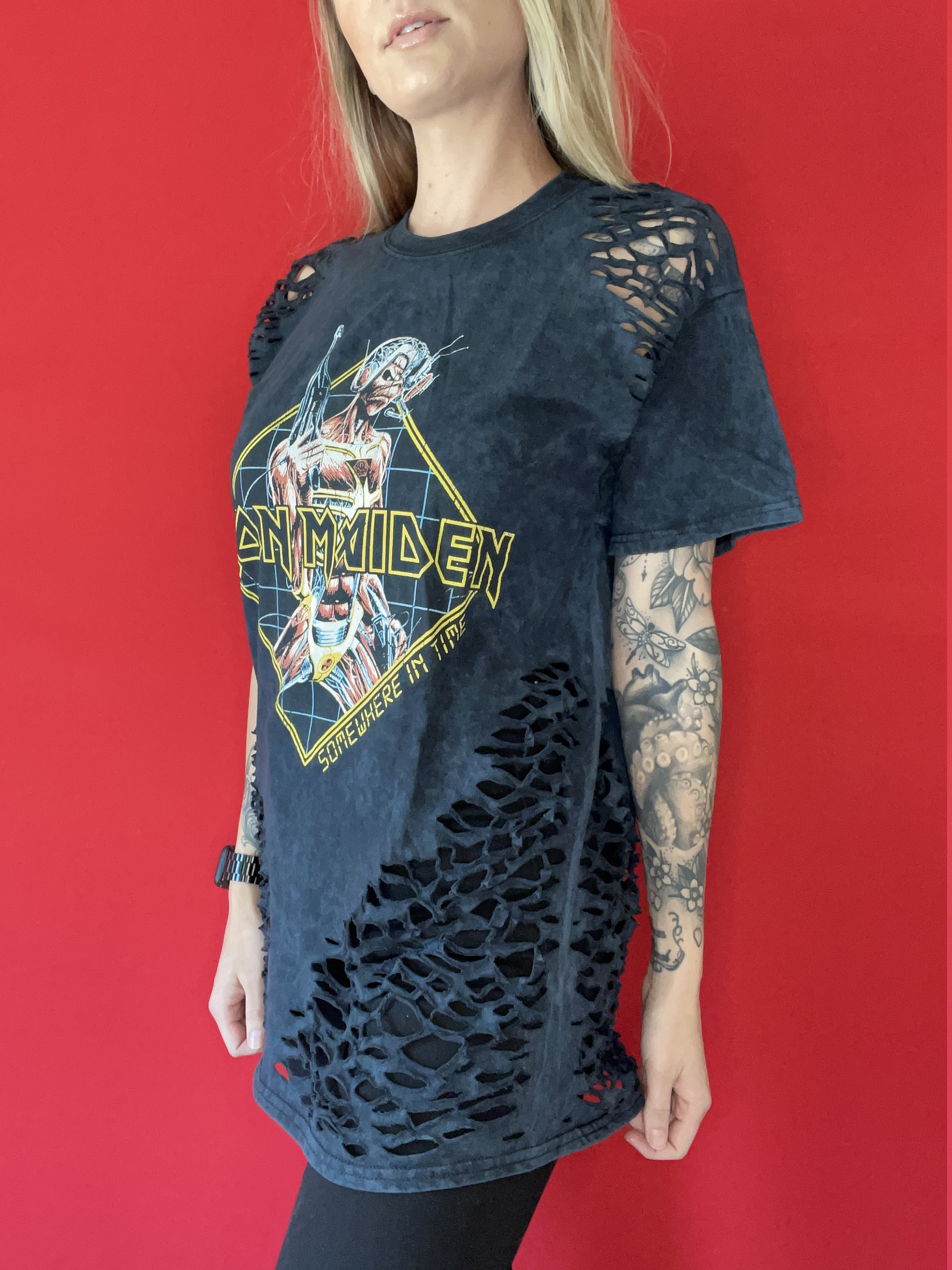 Iron Maiden Distressed Band Tee Extra 