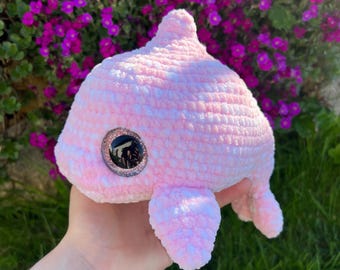 Crocheted dolphin made of chenille yarn with safety eyes; A loyal companion for all ages; Perfect gift for children and adults