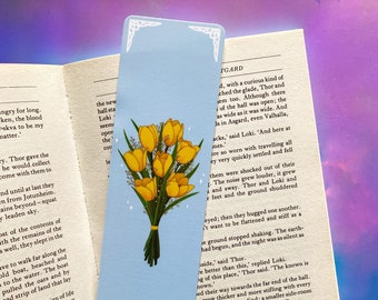 Marcador de tulipa - Marcador de flores florais - Ilustração de tulipa amarela - Presentes para amantes de livros / leitores - Marcador de cottagecore laminado