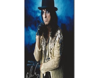 Alice Cooper - Signed 8 x10