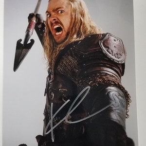 Firmado por Karl Urban como Eomer en El de los Anillos - Etsy España