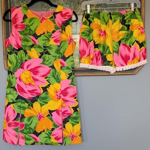60s floral shorts set, 60s play suit, vintage summer short set, vintage floral tunic and shorts, vintage sun suit set