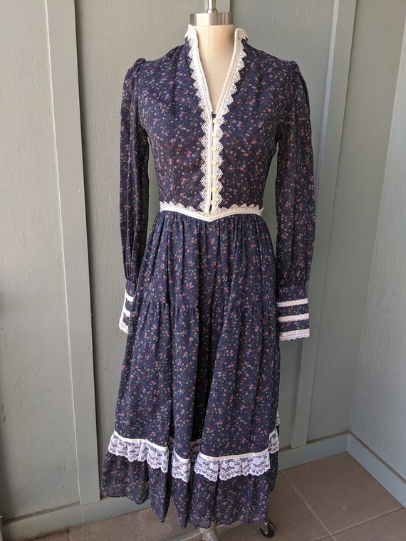 70s Blue Calico Gunne Sax Dress, midi Gunne Sax dr