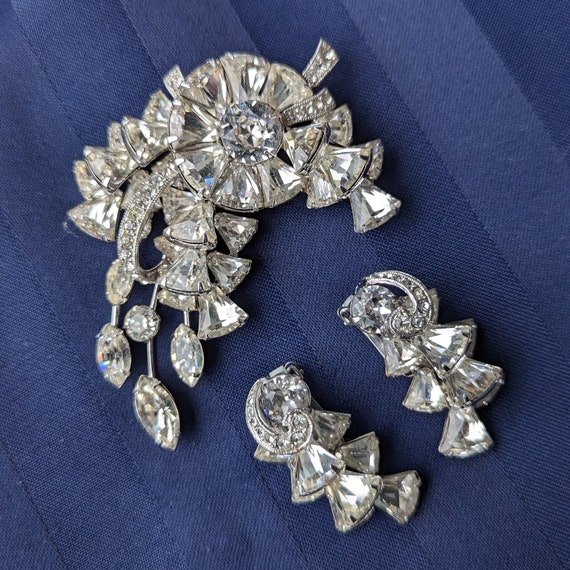 Eisenberg rhinestone Brooch set, signed rhinestone