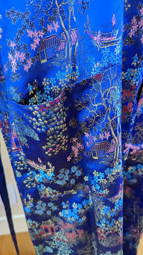 60s Chinese brocade robe, royal blue brocade robe… - image 4