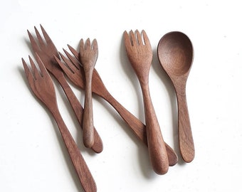 Wooden forks set Rare wooden forks Vintage wooden forks Wooden small forks Native decorate forks Native style wooden forks Made in Canada