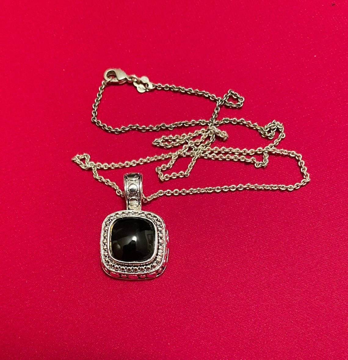 Black and silver pendant necklace Clearance