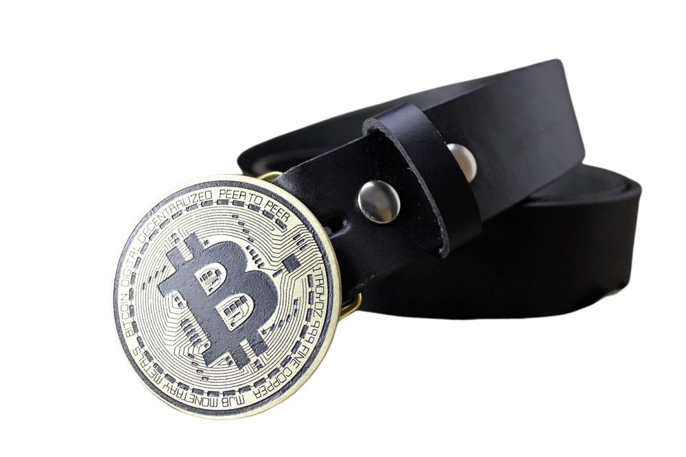 ☆COIN LOGO LEATHER BELT/KIMHEKIM☆ Coin Logo Leather Belt in Silver - By KIMHEKIM societyA