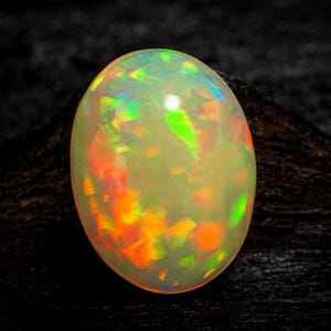 Welo Opal Cabochon: 3.90 Ct Multi Fire Gemstone, 10x14 MM