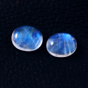 Rainbow Moonstone Cabochons: 10x12mm Oval Blue Flash Gemstones