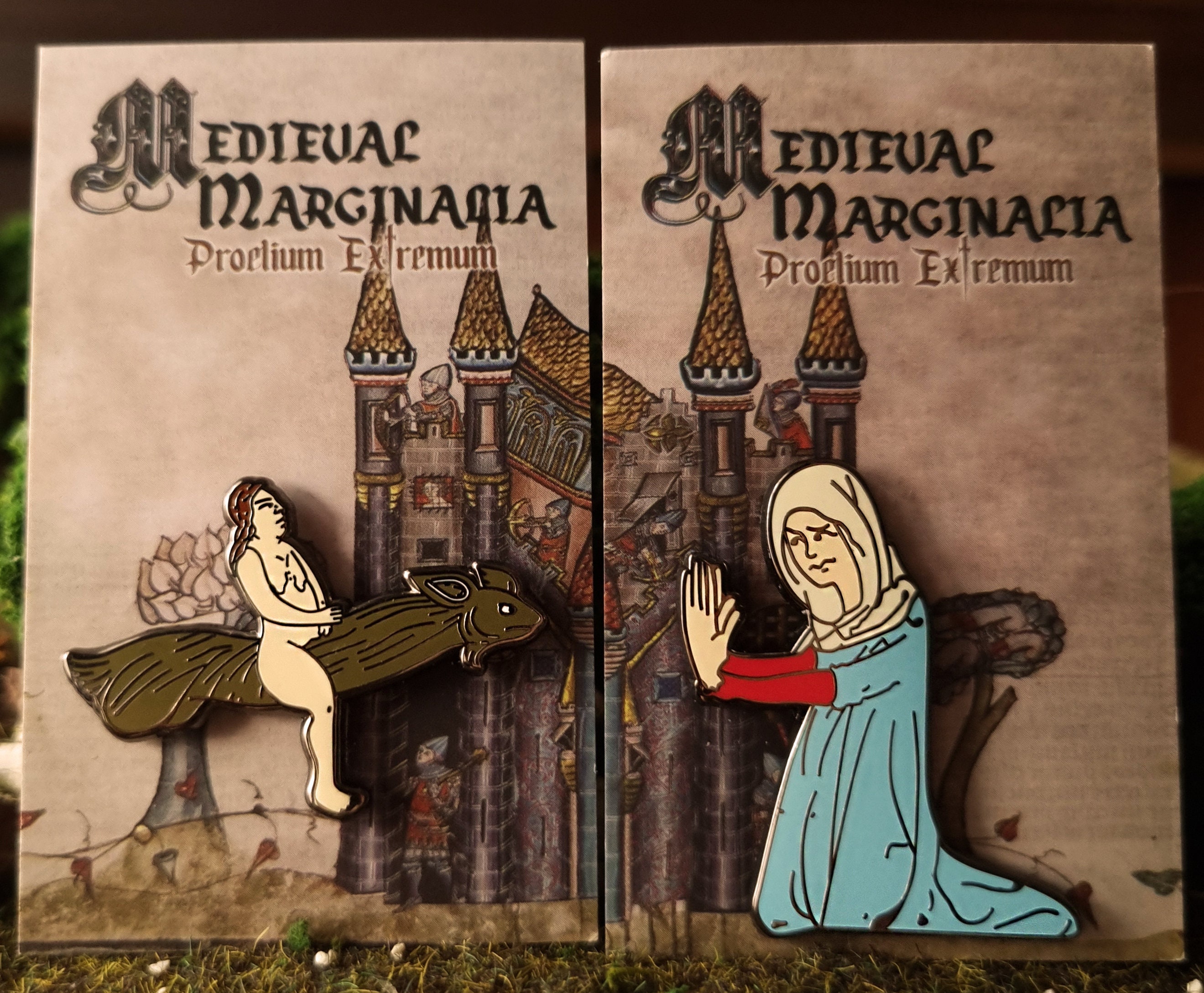 Frau reitet Drachen Penis vs Angewiderte Nonne - Etsy.de