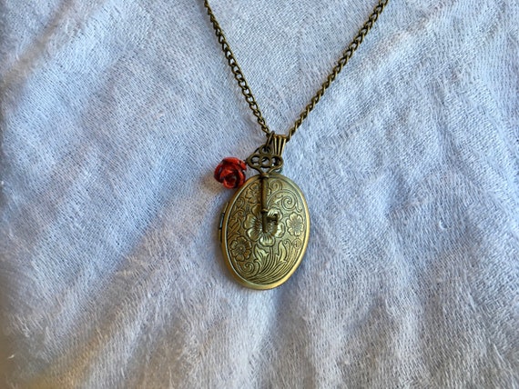 Flower Locket, Gifts for Women, Vintage Jewelry Ascetic, Bronze, Gold, Rose, Copper, Halloween,  Christmas, Birthday, Gift, For Her