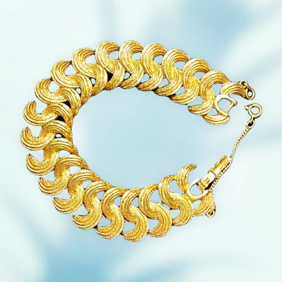 Monet  Gold Tone Swirl Link Bracelet - image 2