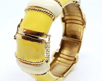 Vintage Yellow and White Enamel Bracelet with gold tone rope details and safety chain.