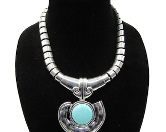 Fabulous Faux Turquoise Pendant On Silver Tone Large Link Necklace| Vintage Pendant Necklace