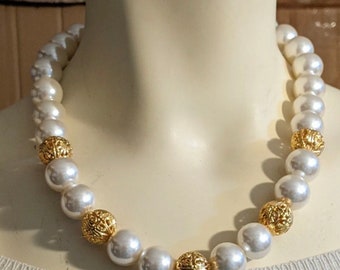 Vintage Napier Faux Pearl Necklace| Faux Pearl Choker| Faux Pearl and Gold Tone Filigree Beaded Necklace| Bridal Necklace | Wedding Necklace